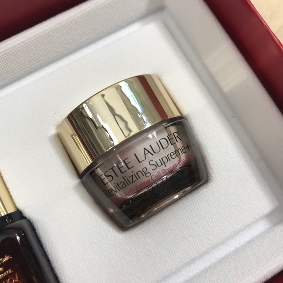 Estee lauder skin care set value $72 oritq - Picture 6 of 9